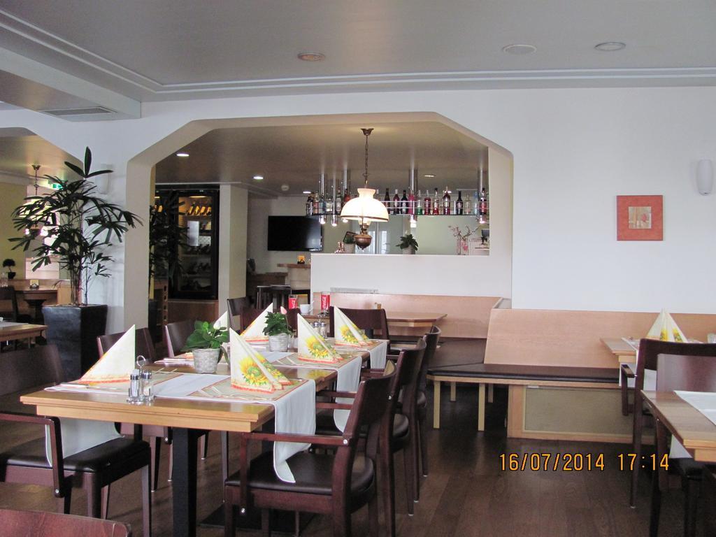 סארן Hotel Metzgern מראה חיצוני תמונה