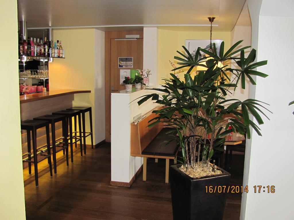 סארן Hotel Metzgern מראה חיצוני תמונה