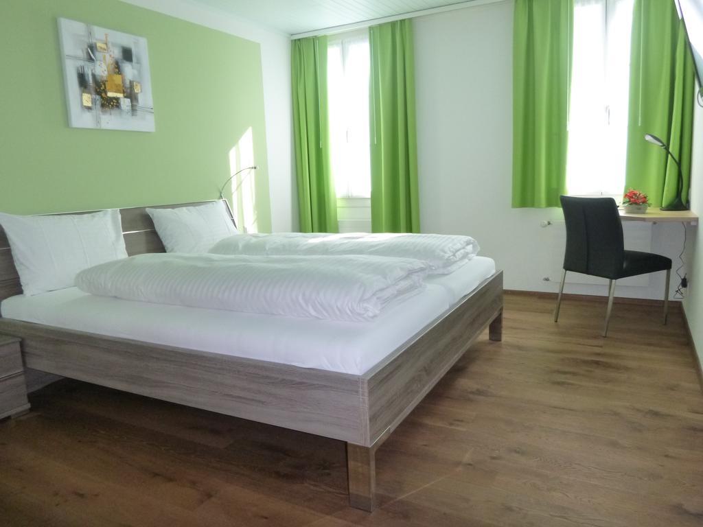 סארן Hotel Metzgern מראה חיצוני תמונה