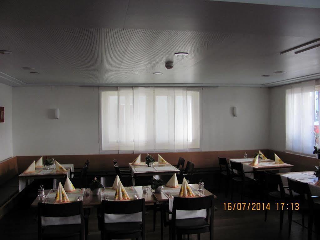 סארן Hotel Metzgern מראה חיצוני תמונה