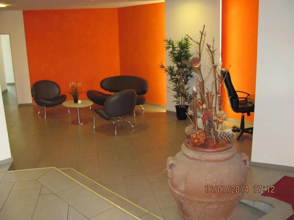 סארן Hotel Metzgern מראה חיצוני תמונה