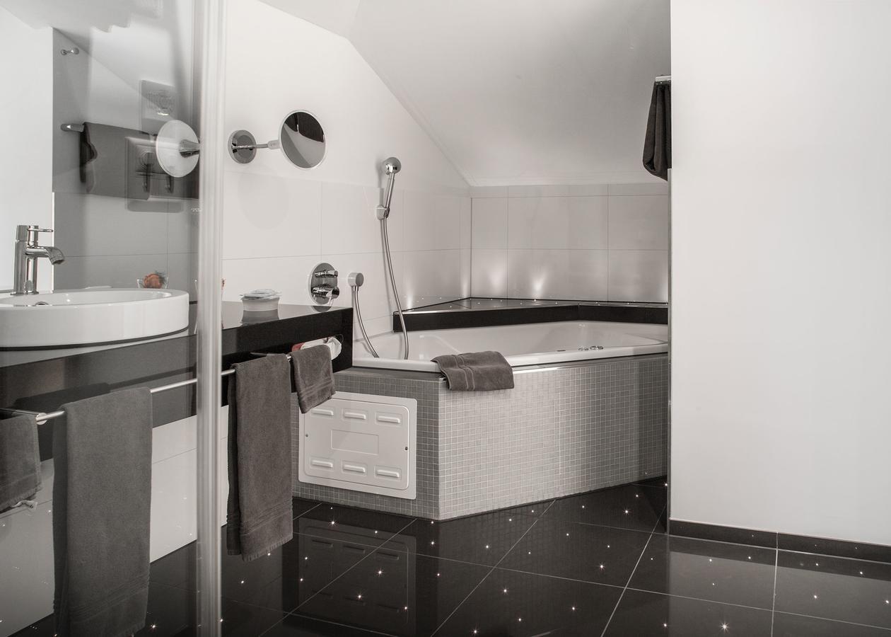 סארן Hotel Metzgern מראה חיצוני תמונה